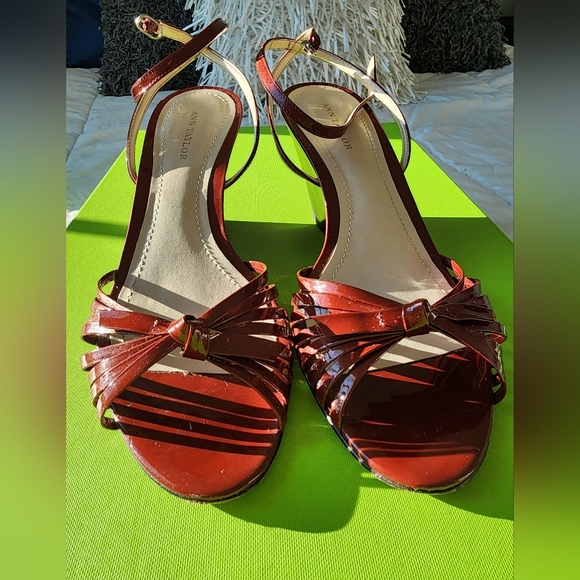 Ann Taylor Wedge Sandals - Picture 10 of 12